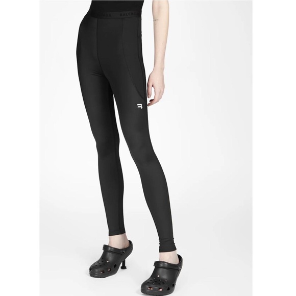 BALENCIAGA - Picture 2 of 6